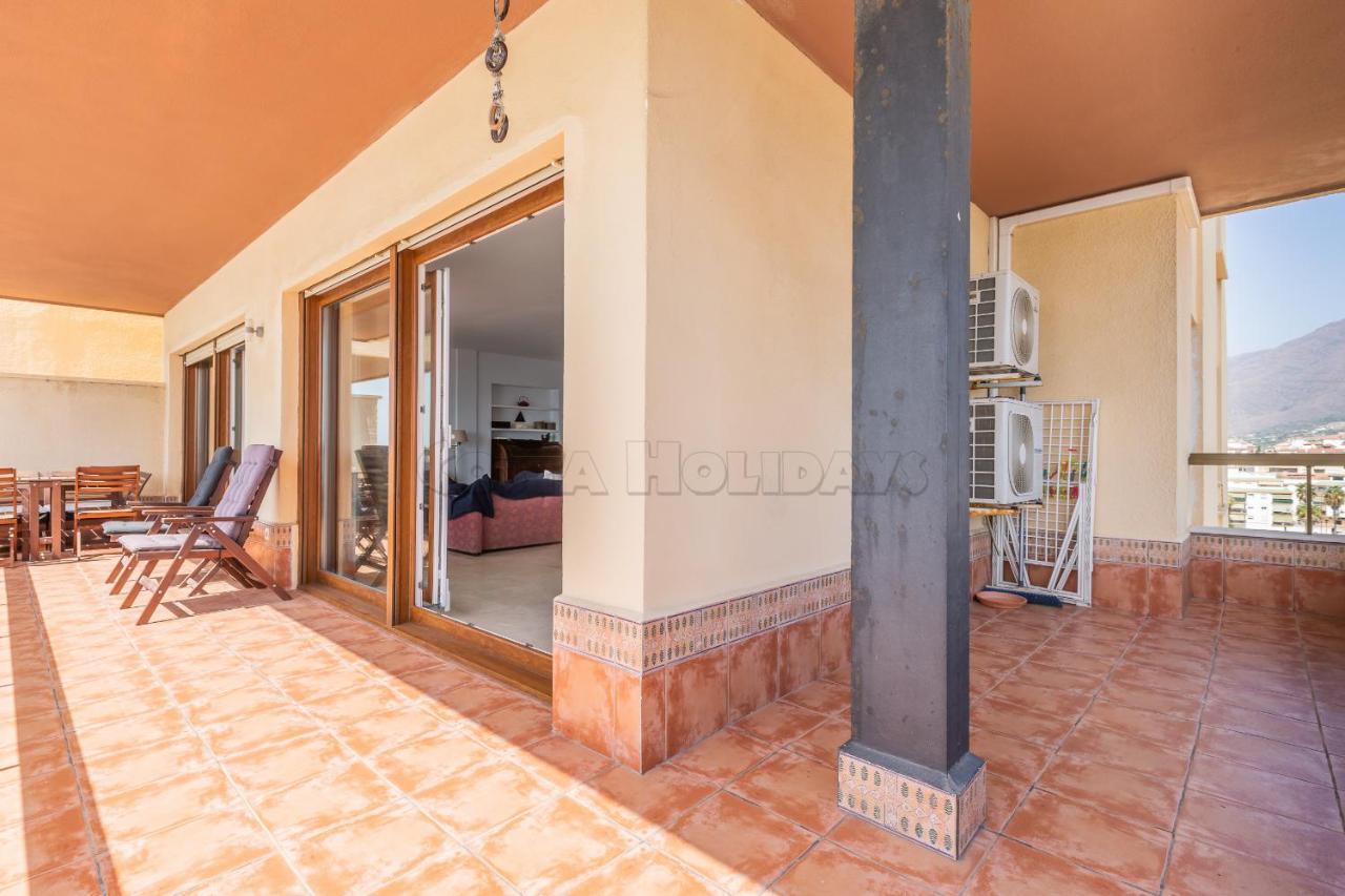 Los Reales 8C Estepona Eksteriør billede